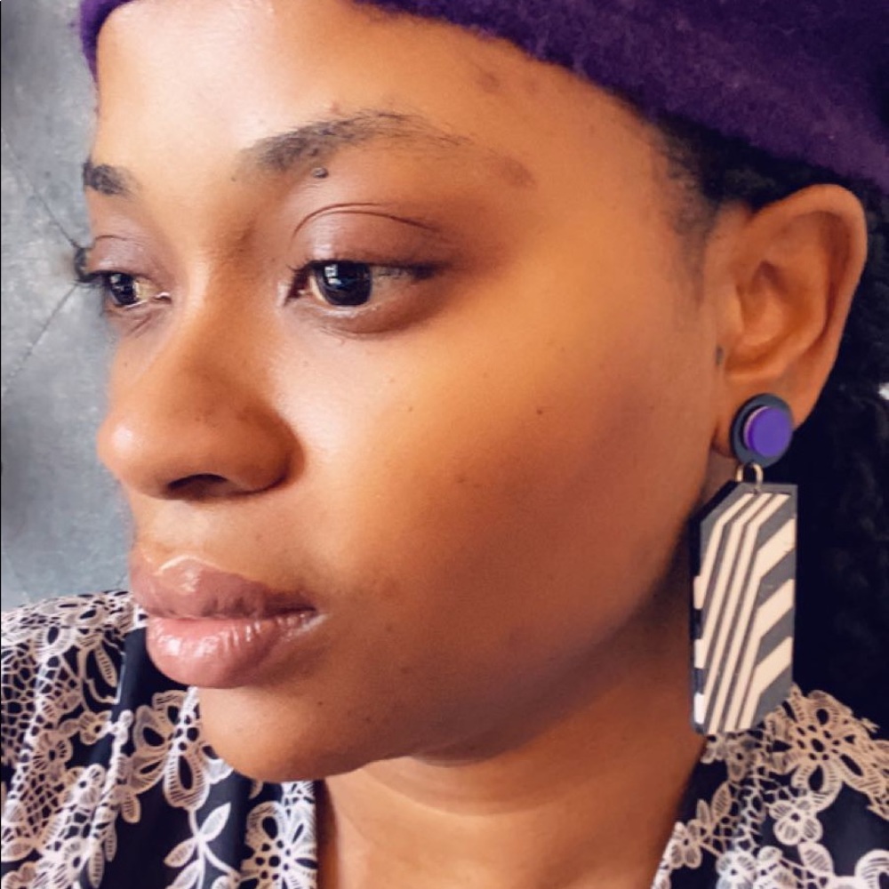 Fashionable earrings